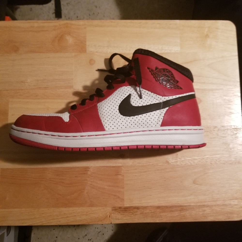Jordan's Alpha One. Used but in great condition.